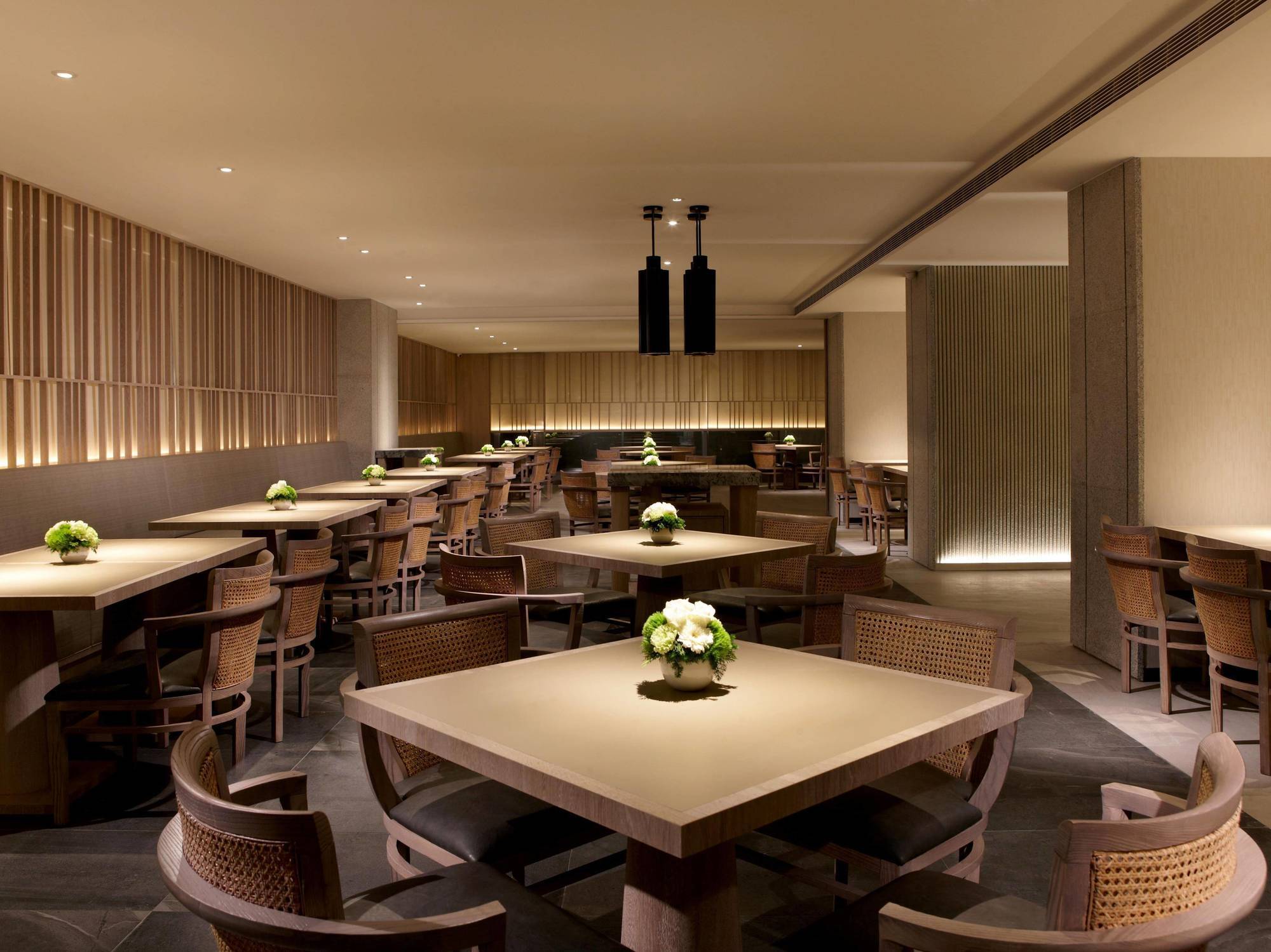 Отель 礁溪晶泉丰旅 Wellspring By Silks Цзяоси Экстерьер фото Restaurant interior